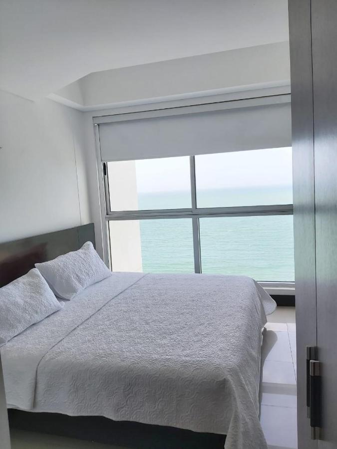 Palmetto Eliptic Luxury Beachfront Apartment Bocagrande Kartagena Zewnętrze zdjęcie